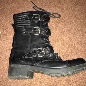 Black moto boots